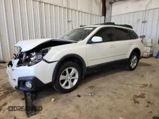 ✅ 2014 Subaru Outback Premium • VIN: 4S4BRCDCXE3225371 • Лот: 90851545. Опубликован ранее на Copart с пробегом 204 673 миль. Бесплатный доступ к архиву аукционных продаж из США и подробный отчёт об истории автомобиля на DreamBid. Изображение 1.