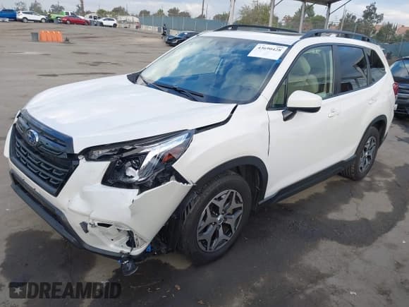 ✅ 2023 Subaru Forester Premium • VIN: JF2SKAEC9PH460007 • Lot: 43690428. Listed on IAAI with 40,598 mi. Free auction sales archive from the USA and detailed vehicle history report at DreamBid. Image 2.
