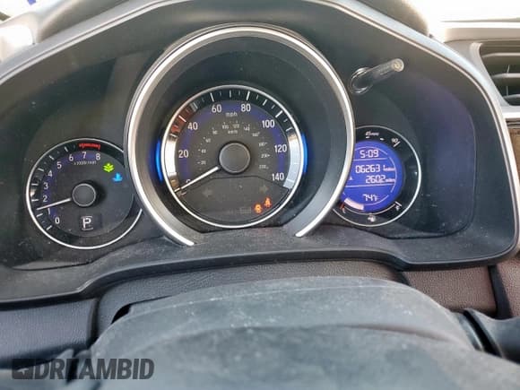 ✅ 2016 Honda Fit EX • VIN: JHMGK5H75GX017576 • Lot: 90629555. Listed on Copart with 62,631 mi. Free auction sales archive from the USA and detailed vehicle history report at DreamBid. Image 9.