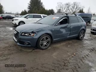 ✅ 2012 Audi A3 Premium Plus • VIN: WAUPEAFM0CA138942 • Lot: 52907755. Wystawiony na Copart z przebiegiem 151 955 mil. Bezpłatny archiwum sprzedaży aukcyjnych z USA i szczegółowy raport historii pojazdu na DreamBid. Zdjęcie 1.