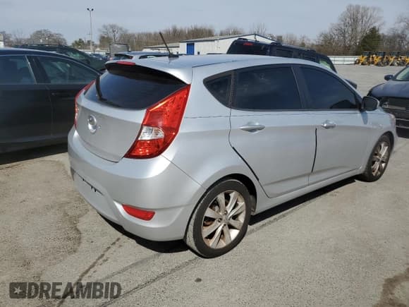 ✅ 2012 Hyundai Accent SE • VIN: KMHCU5AE7CU042974 • Лот: 46558154. Опубликован ранее на Copart с пробегом 94 842 миль. Бесплатный доступ к архиву аукционных продаж из США и подробный отчёт об истории автомобиля на DreamBid. Изображение 3.