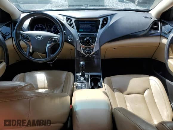 ✅ 2013 Hyundai Azera • VIN: KMHFG4JG2DA249081 • Lot: 54067375. Wystawiony na Copart z przebiegiem 150 350 mil mil. Skorzystaj z bezpłatnego archiwum sprzedaży aukcyjnych z USA i zobacz szczegółowy raport historii pojazdu na DreamBid. Zdjęcie 8.