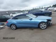 ✅ 2011 Mercedes-Benz E 350 • VIN: WDDKK5GF9BF082830 • Lot: 43242262. Listed on IAAI with 84,238 mi. Free auction sales archive from the USA and detailed vehicle history report at DreamBid. Image 14.