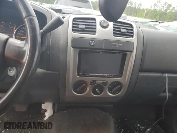 ✅ 2012 Chevrolet Colorado 1LT • VIN: 1GCESCF96C8103775 • Лот: 54015995. Опубликован ранее на Copart с пробегом Не указан. Бесплатный доступ к архиву аукционных продаж из США и подробный отчёт об истории автомобиля на DreamBid. Изображение 8.