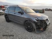 ✅ 2021 Volkswagen Tiguan SE • VIN: 3VV2B7AX0MM049341 • Lot: 93819025. Wystawiony na Copart z przebiegiem 45 423 mil. Bezpłatny archiwum sprzedaży aukcyjnych z USA i szczegółowy raport historii pojazdu na DreamBid. Zdjęcie 4.