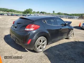 ✅ 2013 Hyundai Veloster w/Gray Int • VIN: KMHTC6AD2DU093803 • Lot: 55479614. Wystawiony na Copart z przebiegiem 150 442 mil. Bezpłatny archiwum sprzedaży aukcyjnych z USA i szczegółowy raport historii pojazdu na DreamBid. Zdjęcie 3.