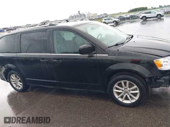 ✅ 2020 Dodge Grand Caravan SXT • VIN: 2C4RDGCG2LR153762 • Лот: 42816923. Опубликован ранее на IAAI с пробегом 136 914 миль. Бесплатный доступ к архиву аукционных продаж из США и подробный отчёт об истории автомобиля на DreamBid. Изображение 13.