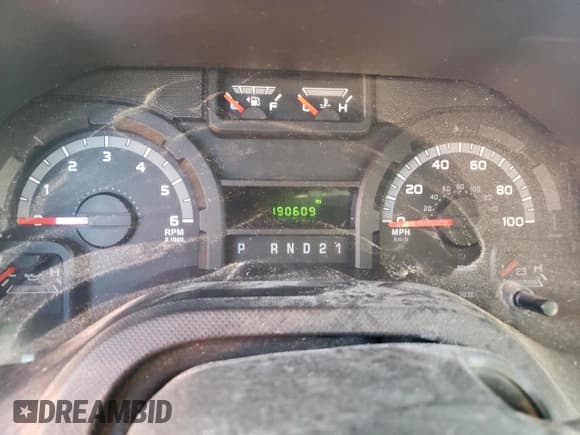 ✅ 2011 Ford Econoline Cargo Commercial • VIN: 1FTNE1EW2BDB31033 • Лот: 76794924. Опубликован ранее на Copart с пробегом 190 609 миль. Бесплатный доступ к архиву аукционных продаж из США и подробный отчёт об истории автомобиля на DreamBid. Изображение 9.