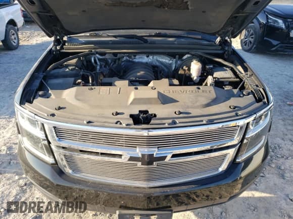 ✅ 2015 Chevrolet Suburban LS • VIN: 1GNSCHEC9FR585125 • Lot: 89390825. Listed on Copart with 104,180 mi. Free auction sales archive from the USA and detailed vehicle history report at DreamBid. Image 12.