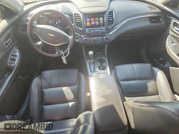 ✅ 2017 Chevrolet Impala LT • VIN: 2G1105S37H9123202 • Lot: 71791205. Wystawiony na Copart z przebiegiem 71 918 mil. Bezpłatny archiwum sprzedaży aukcyjnych z USA i szczegółowy raport historii pojazdu na DreamBid. Zdjęcie 8.