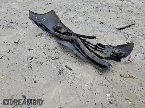 ✅ 2008 Hyundai Tiburon GS • VIN: KMHHM66D18U295677 • Лот: 95269055. Опубликован ранее на Copart с пробегом 252 592 миль. Бесплатный доступ к архиву аукционных продаж из США и подробный отчёт об истории автомобиля на DreamBid. Изображение 12.