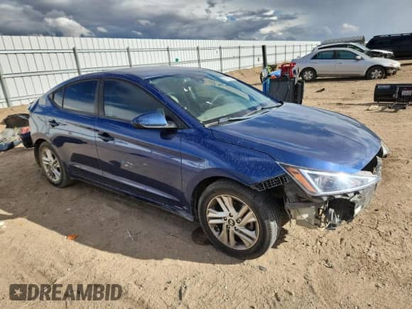 ✅ 2019 Hyundai Elantra SEL • VIN: 5NPD84LF2KH435514 • Лот: 81142185. Опубликован ранее на Copart с пробегом 106 215 миль. Бесплатный доступ к архиву аукционных продаж из США и подробный отчёт об истории автомобиля на DreamBid. Изображение 4.