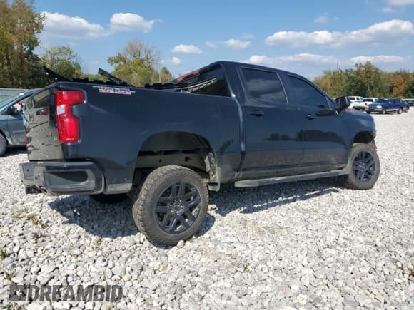 ✅ 2024 Chevrolet Silverado 1500 LT Trail Boss • VIN: 3GCUDFED4RG201574 • Lot: 72021395. Wystawiony na Copart z przebiegiem 42 184 mil. Bezpłatny archiwum sprzedaży aukcyjnych z USA i szczegółowy raport historii pojazdu na DreamBid. Zdjęcie 3.