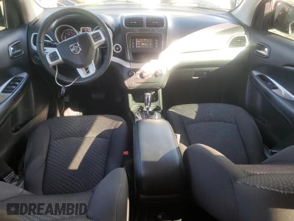 ✅ 2018 Dodge Journey SXT • VIN: 3C4PDCBG3JT243627 • Lot: 91281525. Wystawiony na Copart z przebiegiem 41 996 mil. Bezpłatny archiwum sprzedaży aukcyjnych z USA i szczegółowy raport historii pojazdu na DreamBid. Zdjęcie 8.