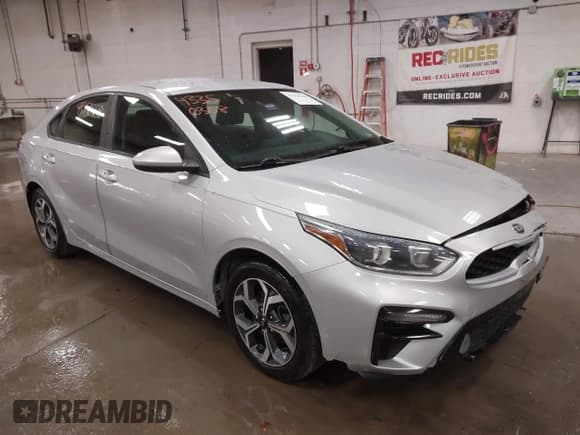 ✅ 2019 Kia Forte LXS • VIN: 3KPF24ADXKE044658 • Лот: 43350368. Опубликован ранее на IAAI с пробегом 104 387 миль. Бесплатный доступ к архиву аукционных продаж из США и подробный отчёт об истории автомобиля на DreamBid. Изображение 1.