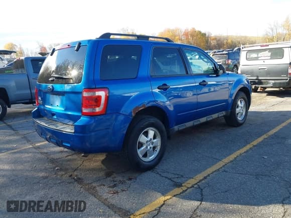 ✅ 2012 Ford Escape XLT • VIN: 1FMCU0D74CKB02656 • Lot: 43596055. Listed on IAAI with 112,403 mi. Free auction sales archive from the USA and detailed vehicle history report at DreamBid. Image 4.