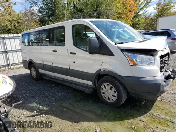 ✅ 2017 Ford Transit XL • VIN: 1FBZX2ZM5HKA55875 • Lot: 72071125. Wystawiony na Copart z przebiegiem 262 182 mil. Bezpłatny archiwum sprzedaży aukcyjnych z USA i szczegółowy raport historii pojazdu na DreamBid. Zdjęcie 4.