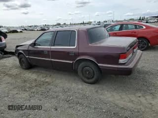 ✅ 1993 Plymouth Acclaim • VIN: 3P3XA46K5PT642951 • Lot: 52153065. Wystawiony na Copart z przebiegiem 80 386 mil. Bezpłatny archiwum sprzedaży aukcyjnych z USA i szczegółowy raport historii pojazdu na DreamBid. Zdjęcie 2.