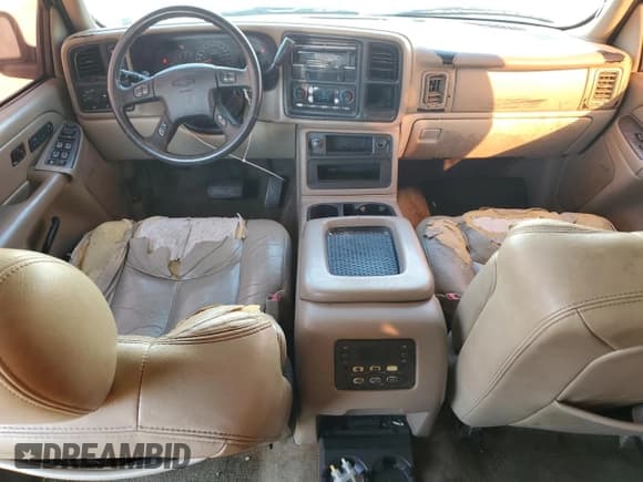✅ 2004 Chevrolet Suburban Z71 • VIN: 3GNFK16Z04G232347 • Лот: 80417404. Опубликован ранее на Copart с пробегом 243 906 миль. Бесплатный доступ к архиву аукционных продаж из США и подробный отчёт об истории автомобиля на DreamBid. Изображение 8.