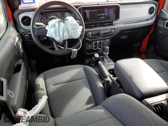 ✅ 2024 Jeep Gladiator Nighthawk • VIN: 1C6HJTAG7RL127120 • Лот: 45914815. Опубликован ранее на Copart с пробегом 2 284 миль. Бесплатный доступ к архиву аукционных продаж из США и подробный отчёт об истории автомобиля на DreamBid. Изображение 8.