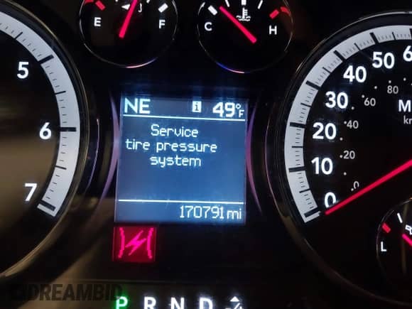 2010 Dodge 1500 Sport с VIN 1D7RV1CT2AS262330, выставлен на аукционе IAAI как лот 41304955 с пробегом 170 791 миль миль и . История ставок и продаж доступна на DreamBid. Изображение 16.