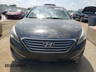 ✅ 2017 Hyundai Sonata SE • VIN: 5NPE24AF9HH490446 • Лот: 56156023. Опубликован ранее на Copart с пробегом 103 831 миль. Бесплатный доступ к архиву аукционных продаж из США и подробный отчёт об истории автомобиля на DreamBid. Изображение 5.