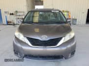 ✅ 2014 Toyota Sienna LE AAS • VIN: 5TDKK3DC7ES435921 • Lot: 61608715. Listed on Copart with 137,316 mi. Free auction sales archive from the USA and detailed vehicle history report at DreamBid. Image 5.