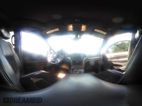 ✅ 2018 Jeep Grand Cherokee Laredo E • VIN: 1C4RJFAG4JC105563 • Lot: 42805941. Listed on IAAI with 123,490 mi. Free auction sales archive from the USA and detailed vehicle history report at DreamBid. Image 19.