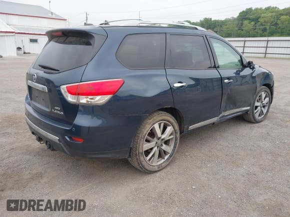 ✅ 2013 Nissan Pathfinder SV • VIN: 5N1AR2MM2DC673343 • Lot: 42502571. Listed on IAAI with 171,426 mi. Free auction sales archive from the USA and detailed vehicle history report at DreamBid. Image 4.