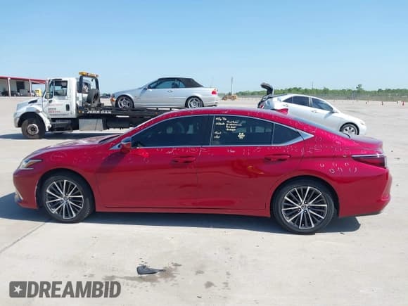 ✅ 2023 Lexus ES 350 • VIN: 58ADZ1B11PU157692 • Lot: 42023227. Wystawiony na IAAI z przebiegiem 40 437 mil. Bezpłatny archiwum sprzedaży aukcyjnych z USA i szczegółowy raport historii pojazdu na DreamBid. Zdjęcie 14.