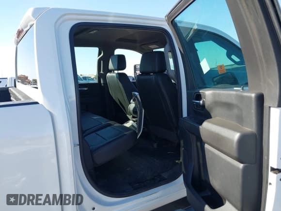 ✅ 2020 Chevrolet Silverado 2500HD Work Truck • VIN: 1GC1YLE75LF323496 • Лот: 43508449. Опубликован ранее на IAAI с пробегом 37 740 миль. Бесплатный доступ к архиву аукционных продаж из США и подробный отчёт об истории автомобиля на DreamBid. Изображение 8.