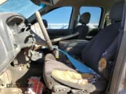 ✅ 2004 Dodge 2500 ST • VIN: 3D7KA28D64G182996 • Lot: 51732575. Wystawiony na Copart z przebiegiem Nie podano. Bezpłatny archiwum sprzedaży aukcyjnych z USA i szczegółowy raport historii pojazdu na DreamBid. Zdjęcie 7.