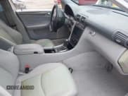 ✅ 2004 Mercedes-Benz C 230 Kompressor • VIN: WDBRF40J14A640366 • Lot: 43635106. Wystawiony na IAAI z przebiegiem 177 263 mil. Bezpłatny archiwum sprzedaży aukcyjnych z USA i szczegółowy raport historii pojazdu na DreamBid. Zdjęcie 5.