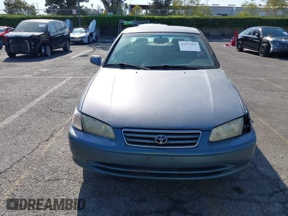 ✅ 2000 Toyota Camry CE • VIN: JT2BG22K8Y0531501 • Lot: 43131269. Listed on IAAI with 178,351 mi. Free auction sales archive from the USA and detailed vehicle history report at DreamBid. Image 12.