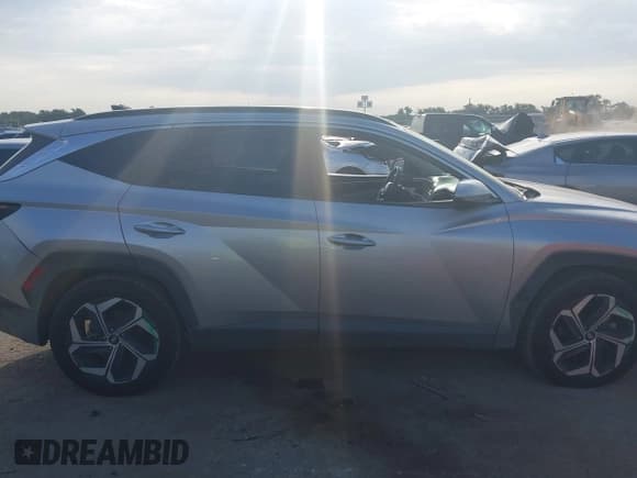 ✅ 2022 Hyundai Tucson SEL • VIN: 5NMJF3AE4NH096298 • Lot: 43093015. Wystawiony na IAAI z przebiegiem 70 522 mil. Bezpłatny archiwum sprzedaży aukcyjnych z USA i szczegółowy raport historii pojazdu na DreamBid. Zdjęcie 13.