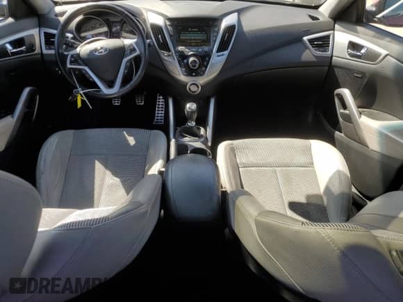 ✅ 2013 Hyundai Veloster RE:MIX • VIN: KMHTC6AD7DU175932 • Лот: 49503505. Размещён на Copart с пробегом 59 248 миль миль. Получите бесплатный доступ к архиву аукционных продаж из США и посмотрите подробный отчёт об истории автомобиля на DreamBid. Изображение 8.