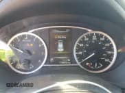 ✅ 2017 Nissan Sentra SV • VIN: 3N1AB7AP7HY401150 • Lot: 89620785. Wystawiony na Copart z przebiegiem 118 892 mil. Bezpłatny archiwum sprzedaży aukcyjnych z USA i szczegółowy raport historii pojazdu na DreamBid. Zdjęcie 9.