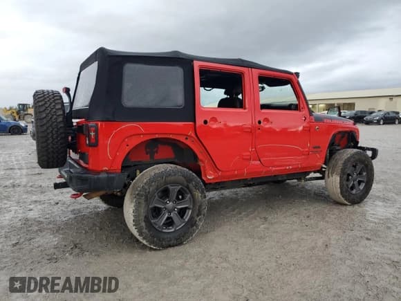✅ 2017 Jeep Wrangler Unlimited Rubicon Recon • VIN: 1C4BJWFG2HL739474 • Lot: 89562045. Wystawiony na Copart z przebiegiem 114 263 mil. Bezpłatny archiwum sprzedaży aukcyjnych z USA i szczegółowy raport historii pojazdu na DreamBid. Zdjęcie 3.