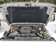 ✅ 2022 Jeep Wrangler Unlimited Sahara • VIN: 1C4JJXP65NW182979 • Lot: 89898485. Wystawiony na Copart z przebiegiem 31 135 mil. Bezpłatny archiwum sprzedaży aukcyjnych z USA i szczegółowy raport historii pojazdu na DreamBid. Zdjęcie 12.