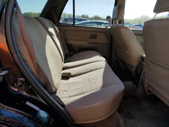 ✅ 1998 Toyota 4Runner • VIN: JT3HM84RXW0030408 • Лот: 54336115. Опубликован ранее на Copart с пробегом 131 673 миль. Бесплатный доступ к архиву аукционных продаж из США и подробный отчёт об истории автомобиля на DreamBid. Изображение 11.