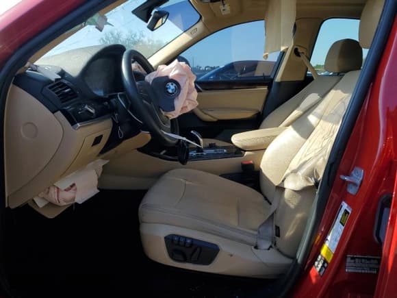 ✅ 2017 BMW X4 xDrive28i • VIN: 5UXXW3C34H0T79096 • Лот: 53792955. Опубликован ранее на Copart с пробегом Не указан. Бесплатный доступ к архиву аукционных продаж из США и подробный отчёт об истории автомобиля на DreamBid. Изображение 7.