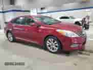 2013 Hyundai Azera z VIN KMHFG4JGXDA298805, wystawiony jako Copart lot #52414485 z przebiegiem 109 812 mil mil oraz Szkoda całkowita • Salvage title. Historia ofert i sprzedaży dostępna na DreamBid. Obrazek 4.