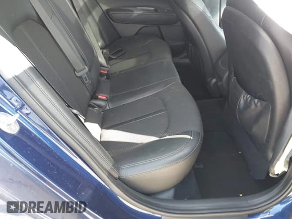 ✅ 2018 Kia Optima LX • VIN: 5XXGT4L35JG247405 • Lot: 43272379. Wystawiony na IAAI z przebiegiem 96 791 mil. Bezpłatny archiwum sprzedaży aukcyjnych z USA i szczegółowy raport historii pojazdu na DreamBid. Zdjęcie 8.