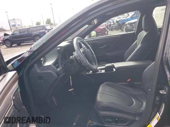 ✅ 2022 Lexus ES 350 F Sport • VIN: 58AGZ1B1XNU122918 • Лот: 43502959. Опубликован ранее на IAAI с пробегом 39 943 миль. Бесплатный доступ к архиву аукционных продаж из США и подробный отчёт об истории автомобиля на DreamBid. Изображение 5.