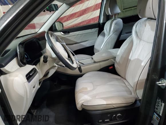 ✅ 2024 Hyundai Palisade Calligraphy • VIN: KM8R7DGE4RU683317 • Лот: 82110044. Опубликован ранее на Copart с пробегом 21 574 миль. Бесплатный доступ к архиву аукционных продаж из США и подробный отчёт об истории автомобиля на DreamBid. Изображение 7.