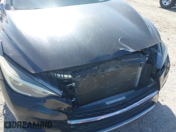 ✅ 2017 Infiniti QX30 • VIN: SJKCH5CP6HA020638 • Lot: 41972909. Wystawiony na IAAI z przebiegiem 140 997 mil. Bezpłatny archiwum sprzedaży aukcyjnych z USA i szczegółowy raport historii pojazdu na DreamBid. Zdjęcie 6.