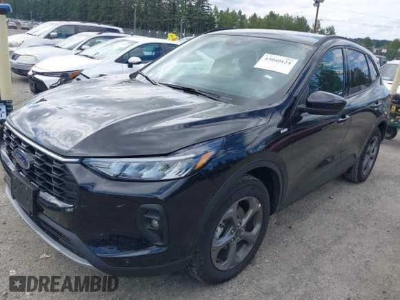 ✅ 2025 Ford Escape ST-Line Select • VIN: 1FMCU9NA7SUB23809 • Lot: 43040124. Listed on IAAI with 9,837 mi. Free auction sales archive from the USA and detailed vehicle history report at DreamBid. Image 2.