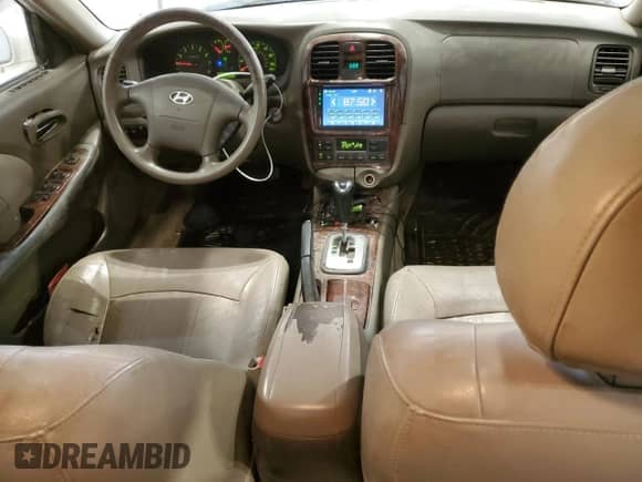 2002 Hyundai Sonata GLS с VIN KMHWF35H12A607526, выставлен на аукционе Copart как лот 83826114 с пробегом 149 277 миль миль и Чистый • Clean title. История ставок и продаж доступна на DreamBid. Изображение 8.