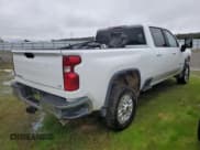 ✅ 2021 Chevrolet Silverado 2500HD LT • VIN: 1GC4YNE72MF288720 • Lot: 90839915. Listed on Copart with 101,447 mi. Free auction sales archive from the USA and detailed vehicle history report at DreamBid. Image 3.