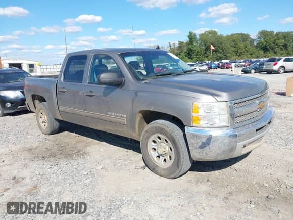 2013 Chevrolet Silverado 1500 LT с VIN 3GCPCSE01DG236314, выставлен на аукционе IAAI как лот 43445088 с пробегом 243 373 миль миль и . История ставок и продаж доступна на DreamBid. Изображение 1.